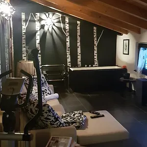 ** ベッド・アンド・ブレックファスト Benessere La Casa Nera イタリア